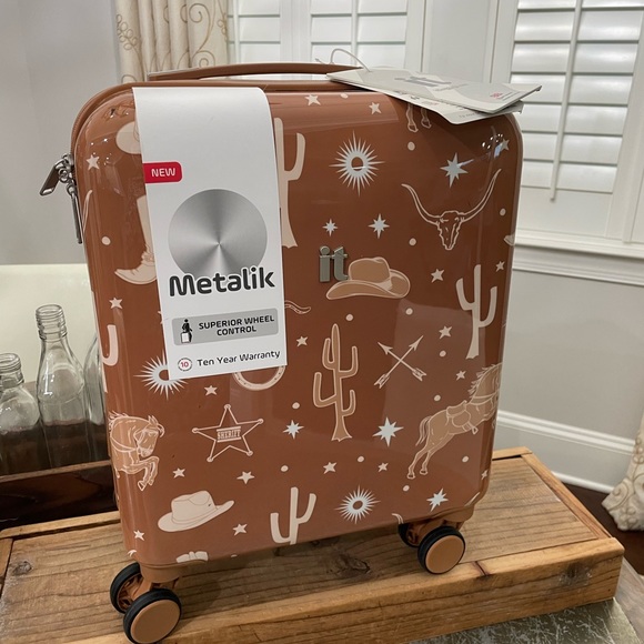 IT METALIK Bags It Metalik Luggage Dont Mess With Texas Small